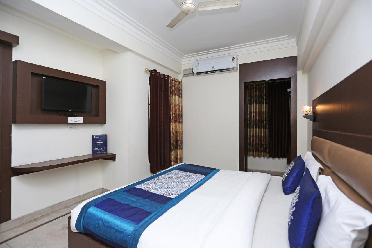 Vaccinated Staff - Oyo 5515 Hotel Blue Palace Гвалиор Экстерьер фото
